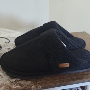 C.C Black Fuzzy Slippers